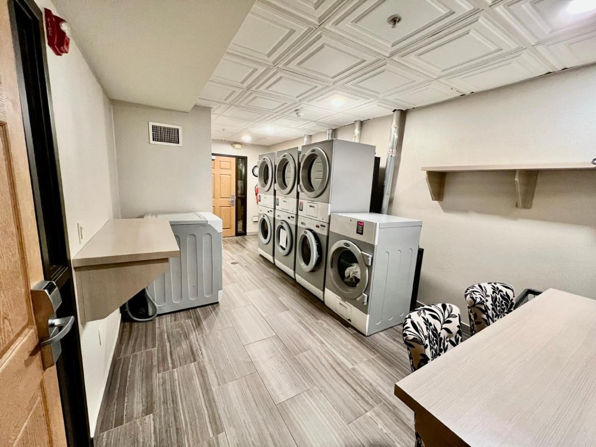 Staybridge Suites Detroit-Novi By Ihg Ngoại thất bức ảnh
