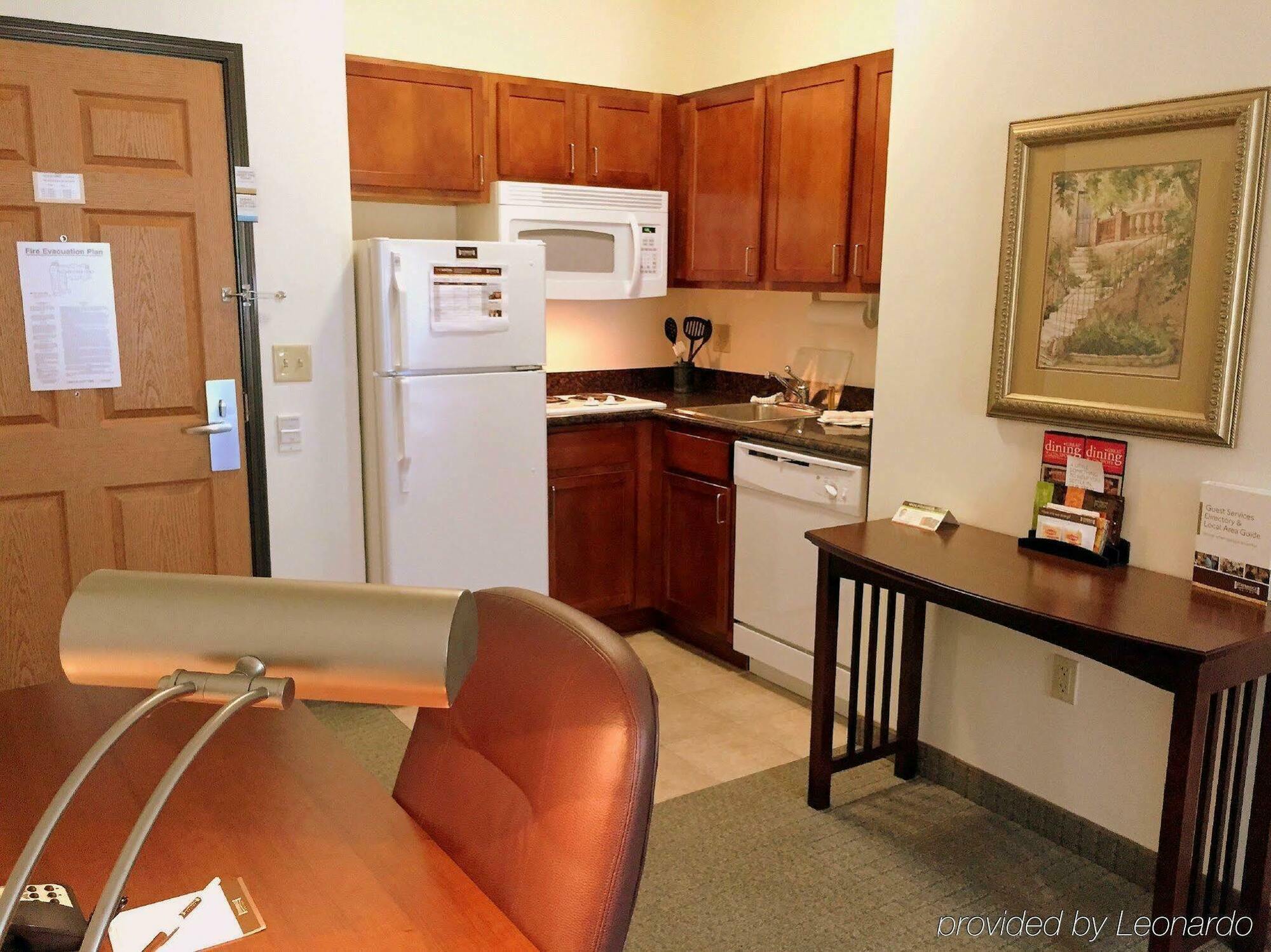 Staybridge Suites Detroit-Novi By Ihg Ngoại thất bức ảnh